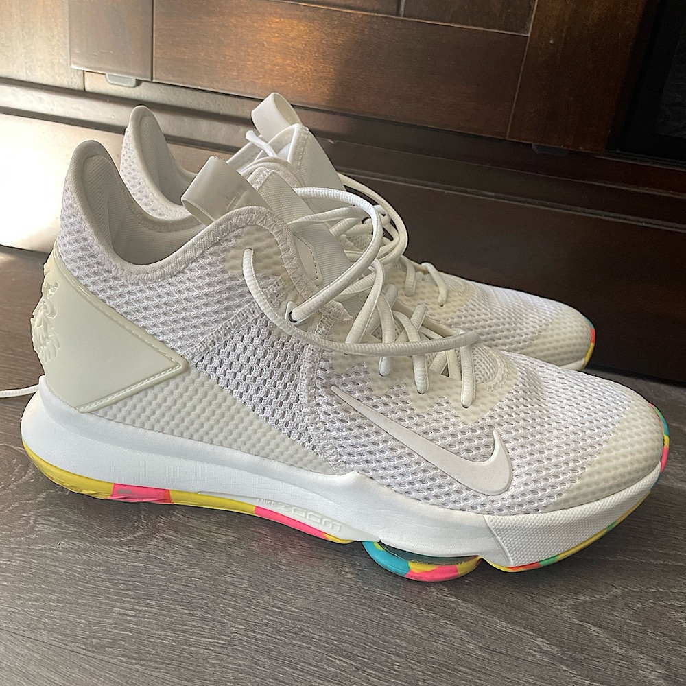 Nike LeBron Witness 4 White Multi Camo - size 10